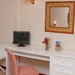 Hotel Mlc 3*