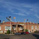 Mlc Hotel